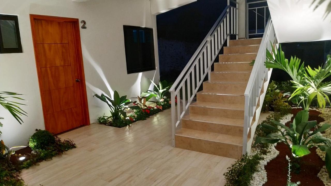 Hotel Anthurium จาลโคมัลโค ภายนอก รูปภาพ